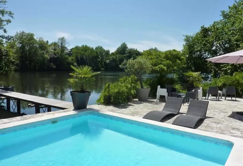 تختخواب و صبحانه Maison D'hôtes Moulin Saint Julien