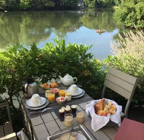 تختخواب و صبحانه Maison D'hôtes Moulin Saint Julien