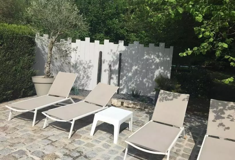 تختخواب و صبحانه Maison D'hôtes Moulin Saint Julien