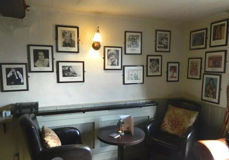 Black Horse Inn