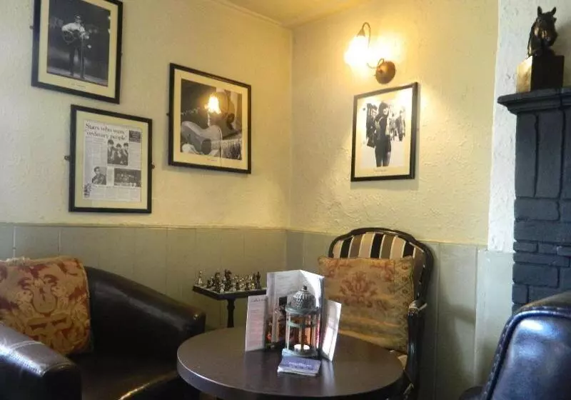 Black Horse Inn