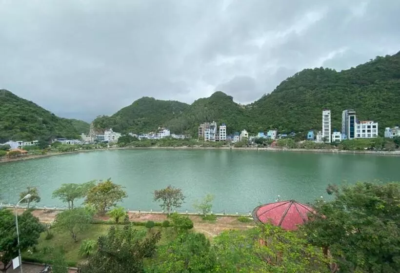 Catba Central Hotel 2