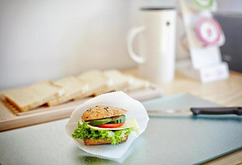 A2 Hotels Denkendorf   Airport & Messe