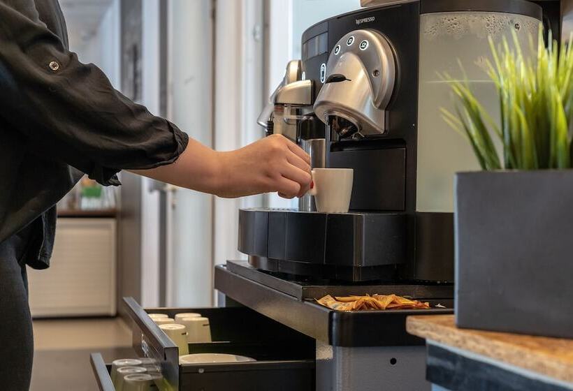 A2 Hotels Denkendorf   Airport & Messe