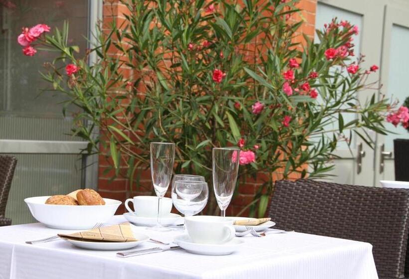 هتل Am Molkenmarkt