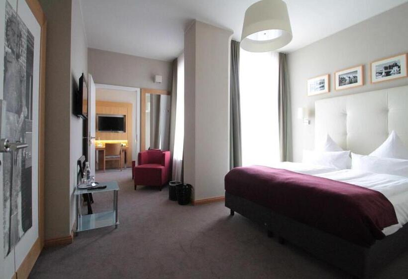 هتل Am Molkenmarkt