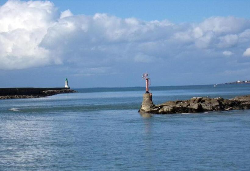 هتل Au Fin Gourmet