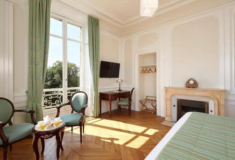 Hotelli Château Saint Michel, The Originals Relais