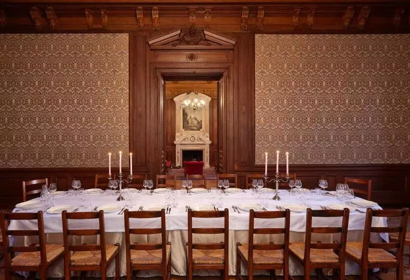 Hotelli Château Saint Michel, The Originals Relais