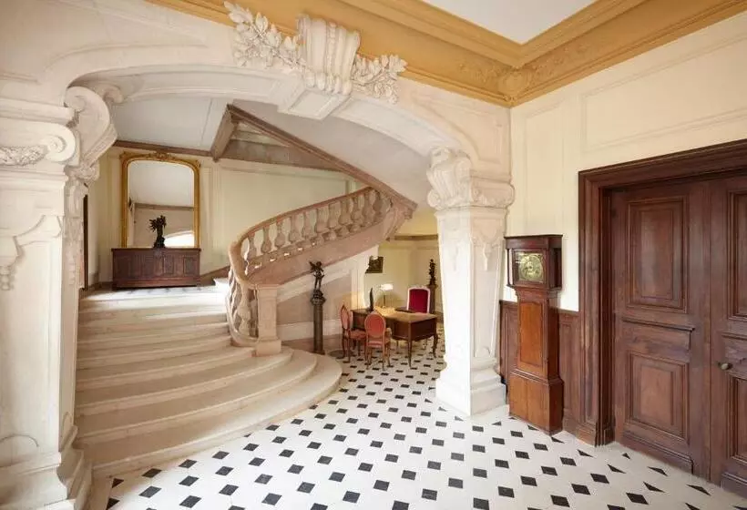 Hotelli Château Saint Michel, The Originals Relais