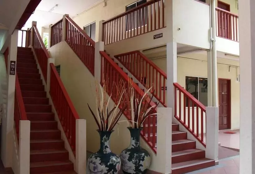 ホテル K T Beach Resort
