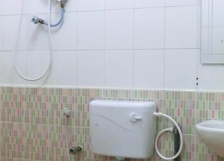 هتل K T Beach Resort