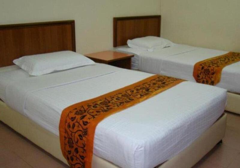 هتل K T Beach Resort