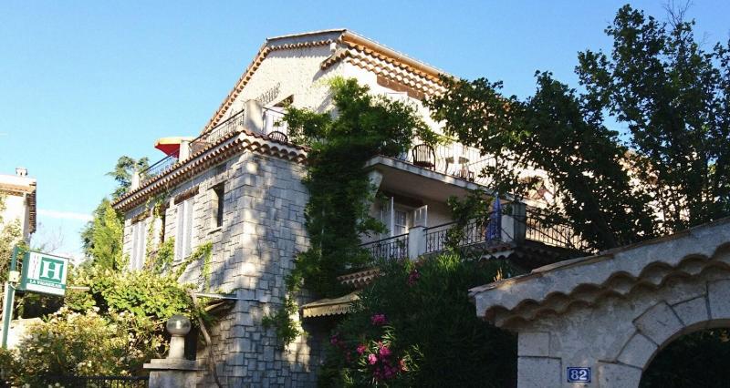 ホテル La Vigneraie