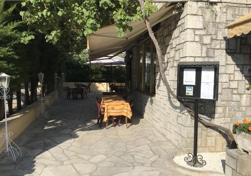 ホテル La Vigneraie