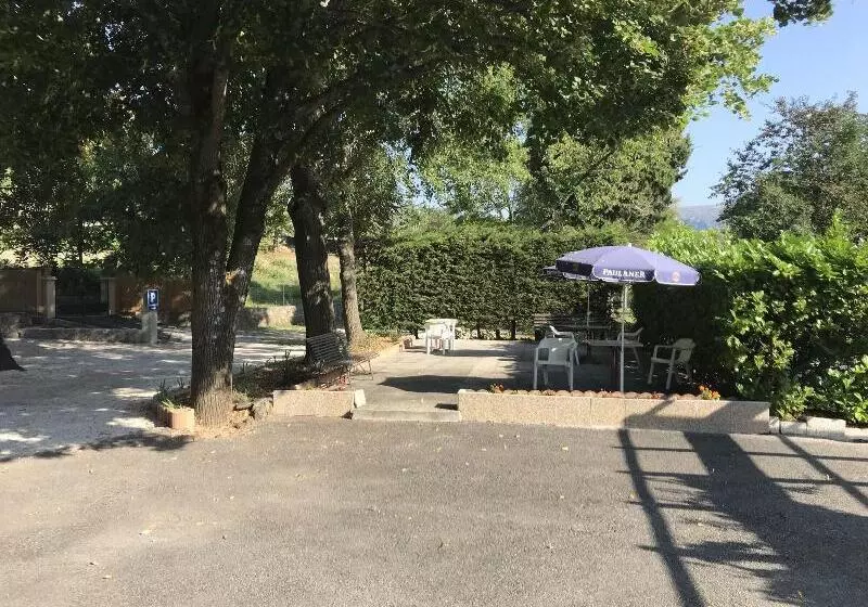 ホテル La Vigneraie