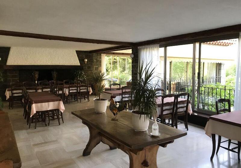 ホテル La Vigneraie