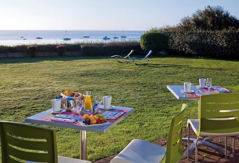 호텔 Hôtel Restaurant Le Mur Du Roy