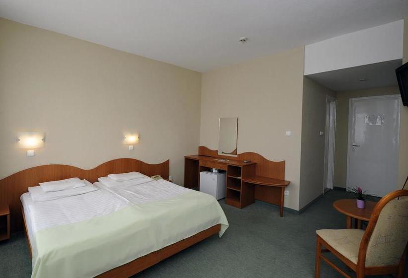 ホテル Hunguest Erkel Munkácsy