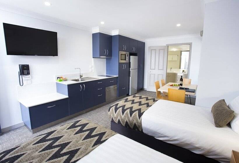 Altitude Motel Apartments