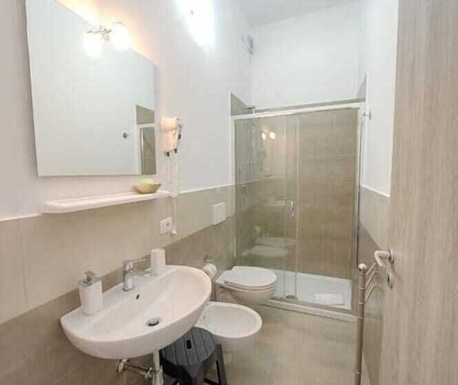 تختخواب و صبحانه Casa Lucia