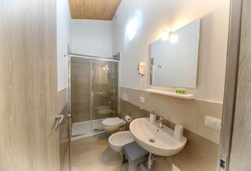 تختخواب و صبحانه Casa Lucia