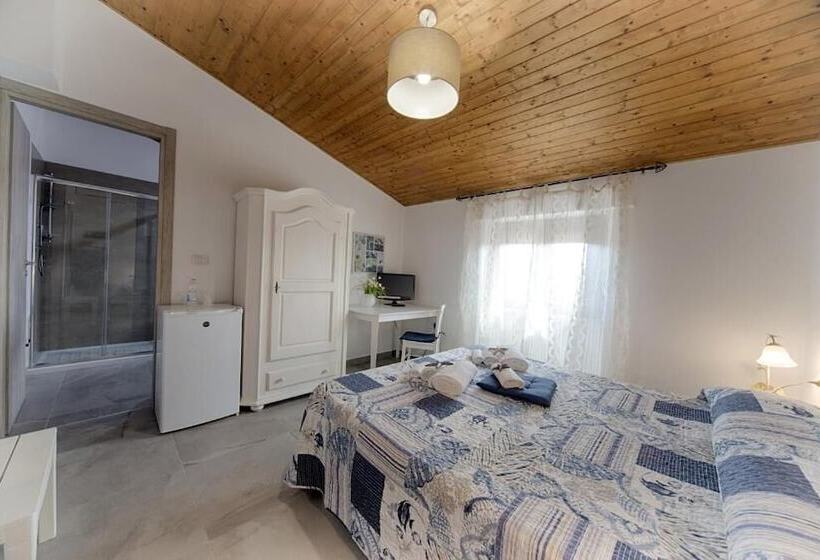 تختخواب و صبحانه Casa Lucia