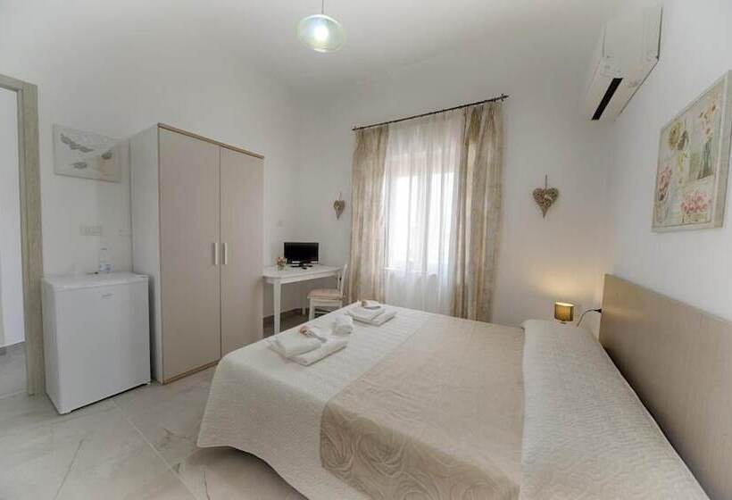 تختخواب و صبحانه Casa Lucia