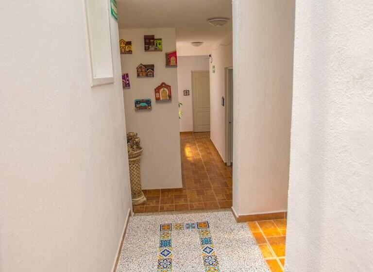 تختخواب و صبحانه Spa Maggic Home Panorámica