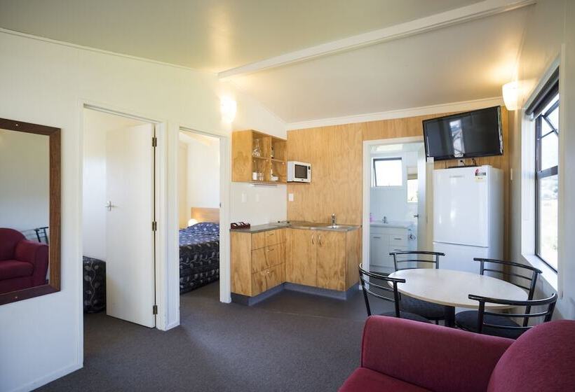 Fox Glacier Top 10 Holiday Park & Motels