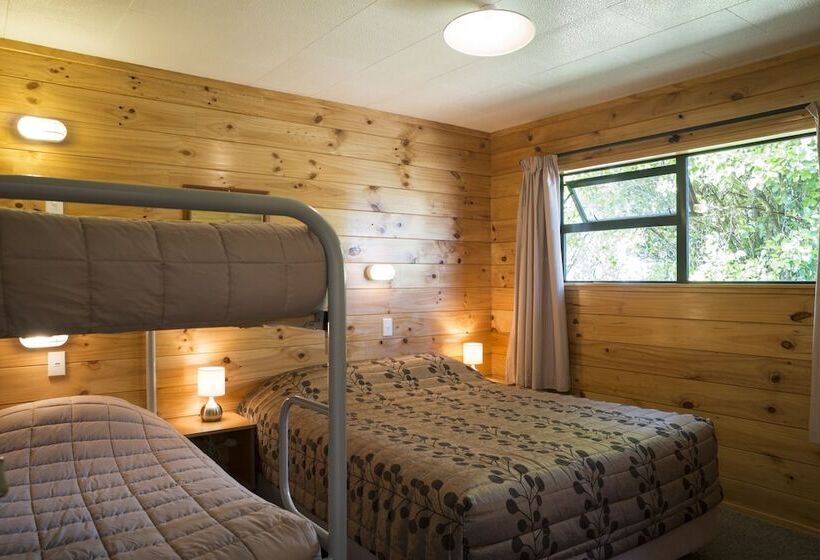 Fox Glacier Top 10 Holiday Park & Motels