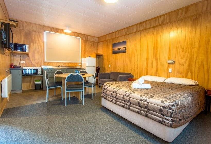 Fox Glacier Top 10 Holiday Park & Motels