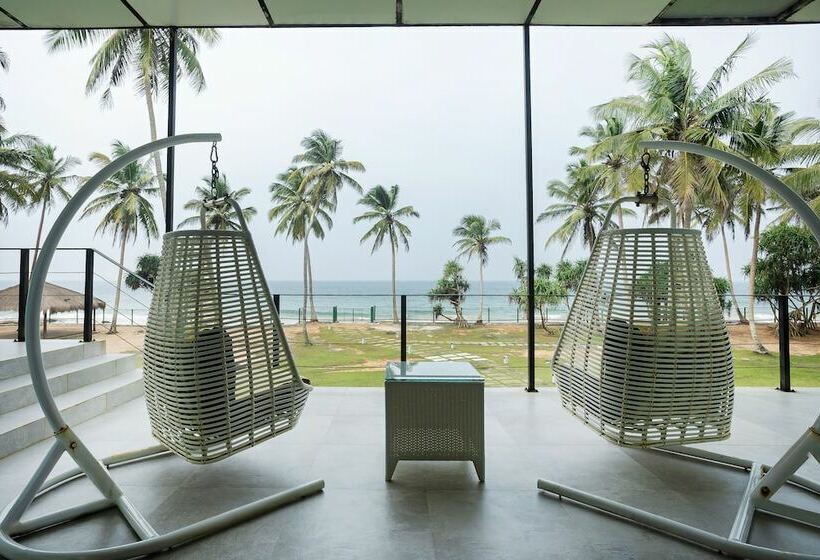 Green Turtle Villa By The Serendipity Collection