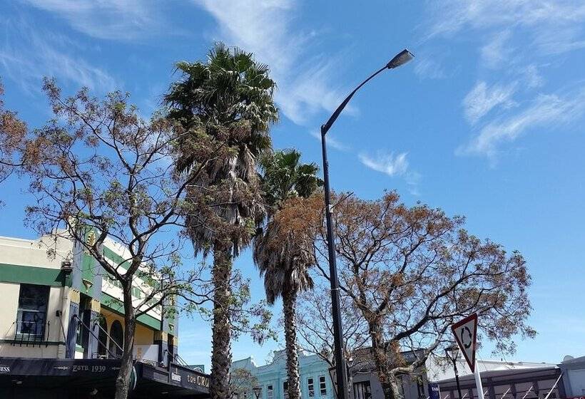 簡易ホテル Whakatane