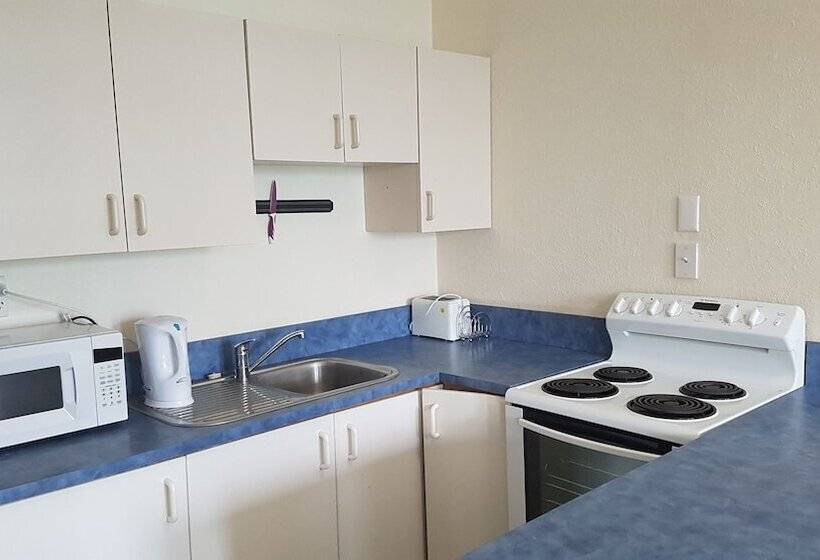 簡易ホテル Whakatane