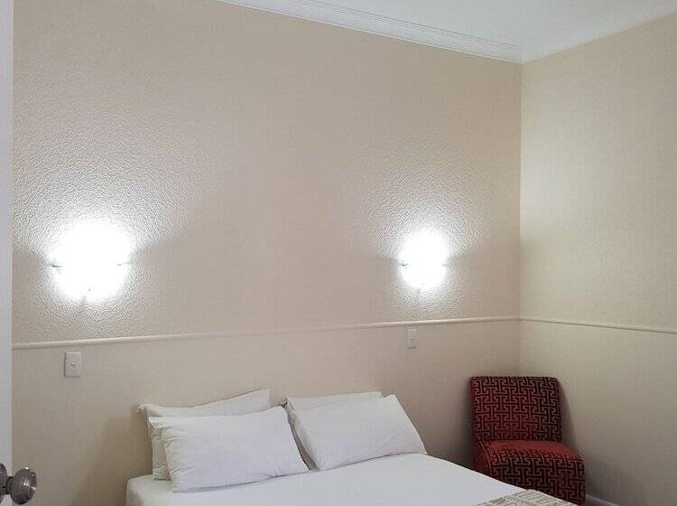 簡易ホテル Whakatane