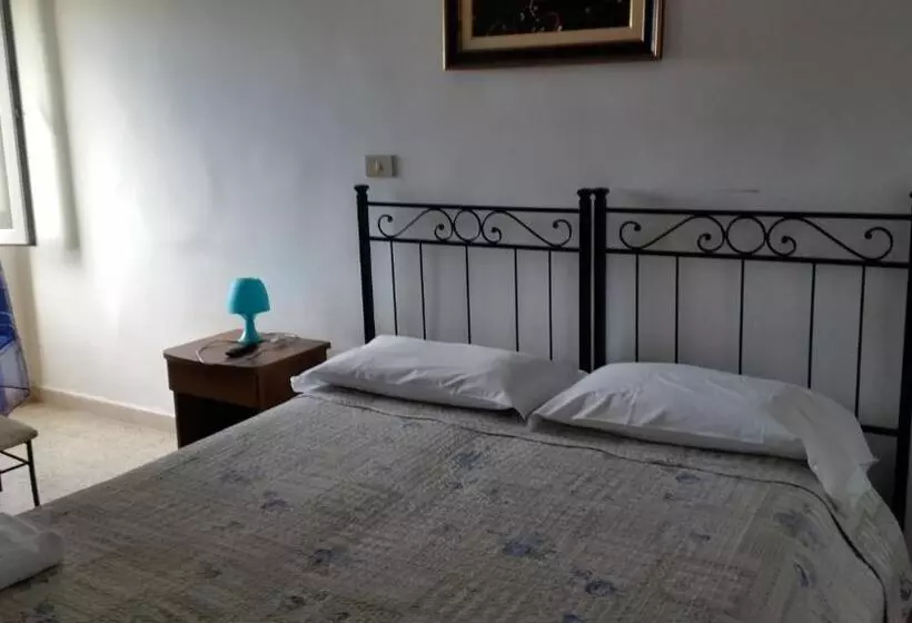 هتل Albergo Pensione Ardenza Self Check In
