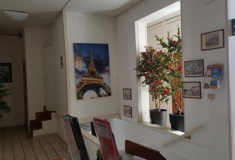 هتل Albergo Pensione Ardenza Self Check In