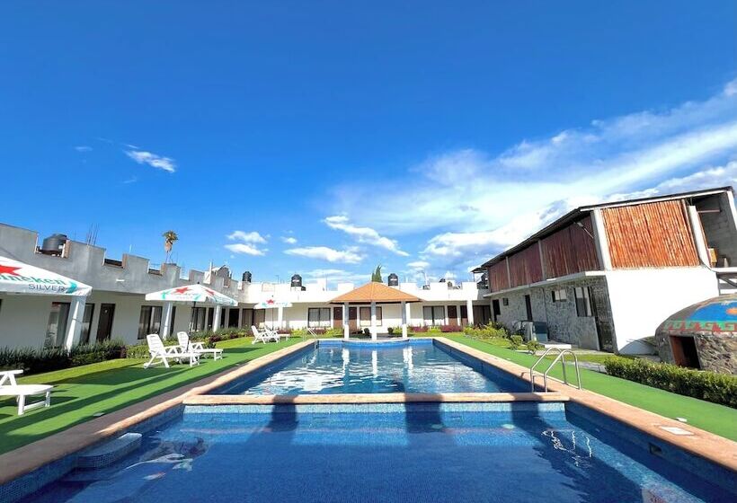 בית מלון כפרי El Jaguar