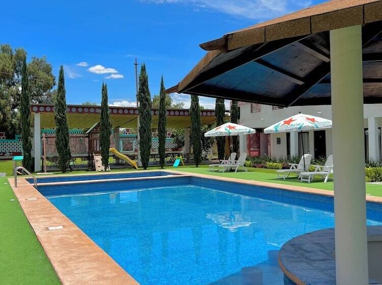 בית מלון כפרי El Jaguar