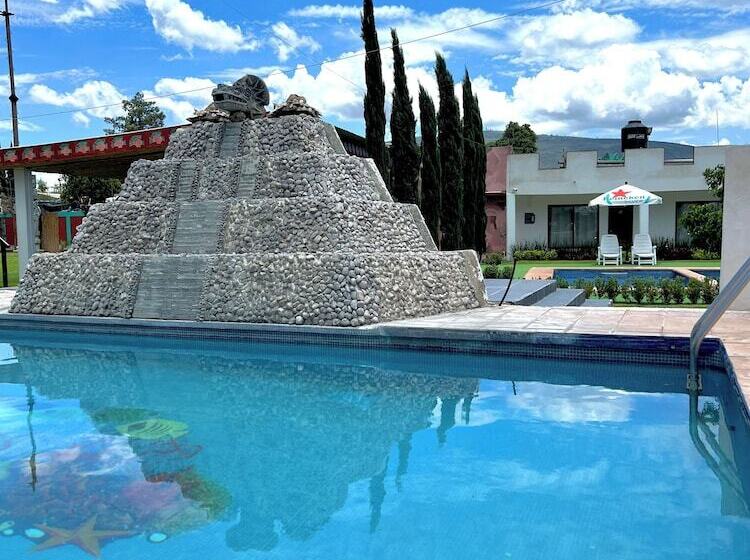 בית מלון כפרי El Jaguar