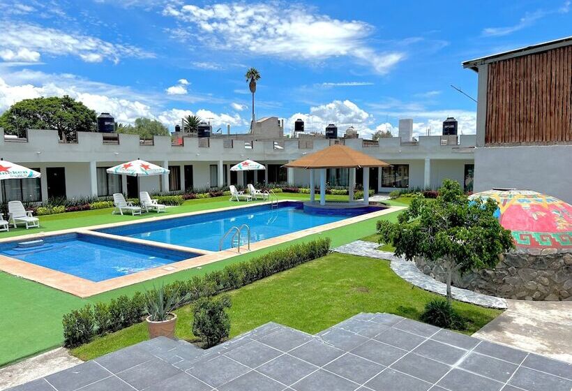 בית מלון כפרי El Jaguar