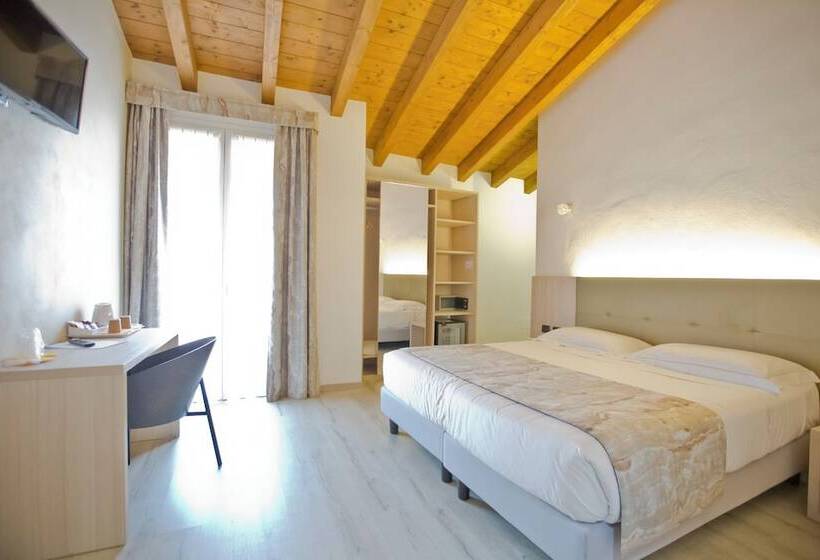 בית מלון כפרי Lago Di Como