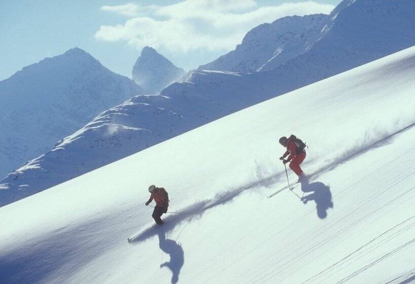 Отель Pension Helvetia