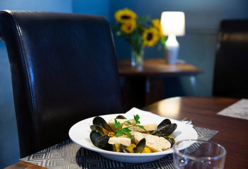 فندق Queens Head