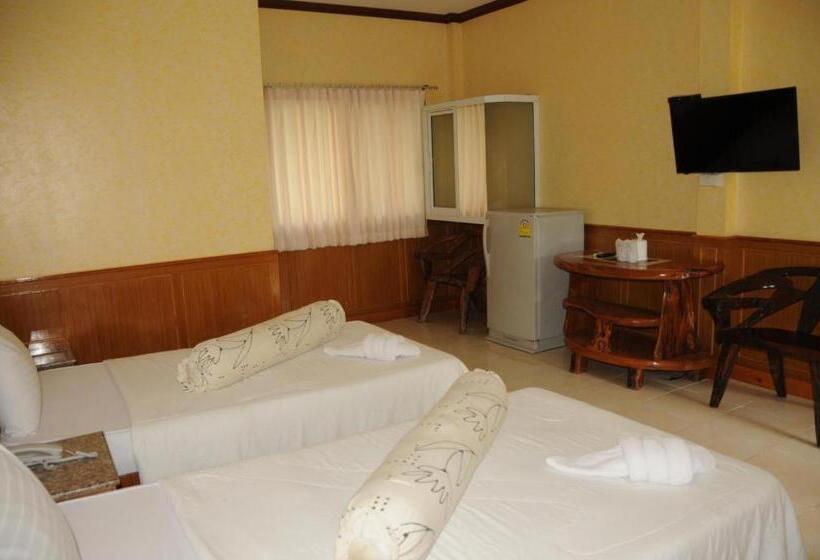 בית מלון כפרי Saraburi Garden Resort