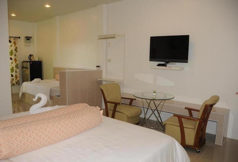 בית מלון כפרי Saraburi Garden Resort