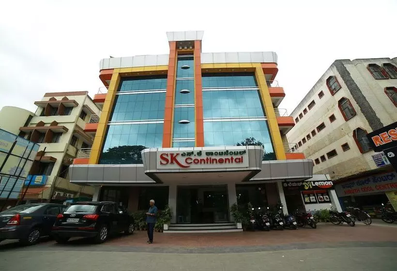 ホテル Sk Continental