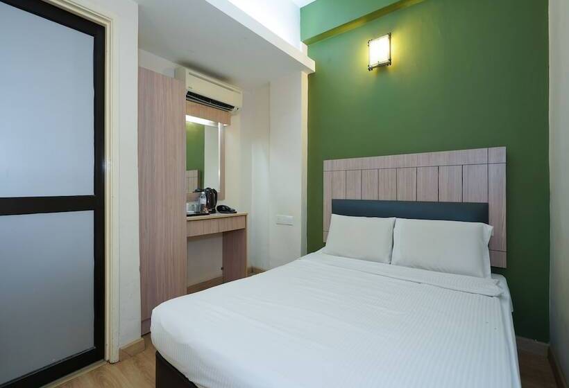 Отель Sri Mutiara