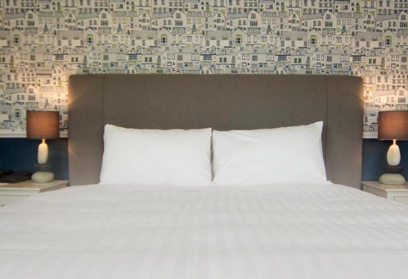 ホテル The White Lodge